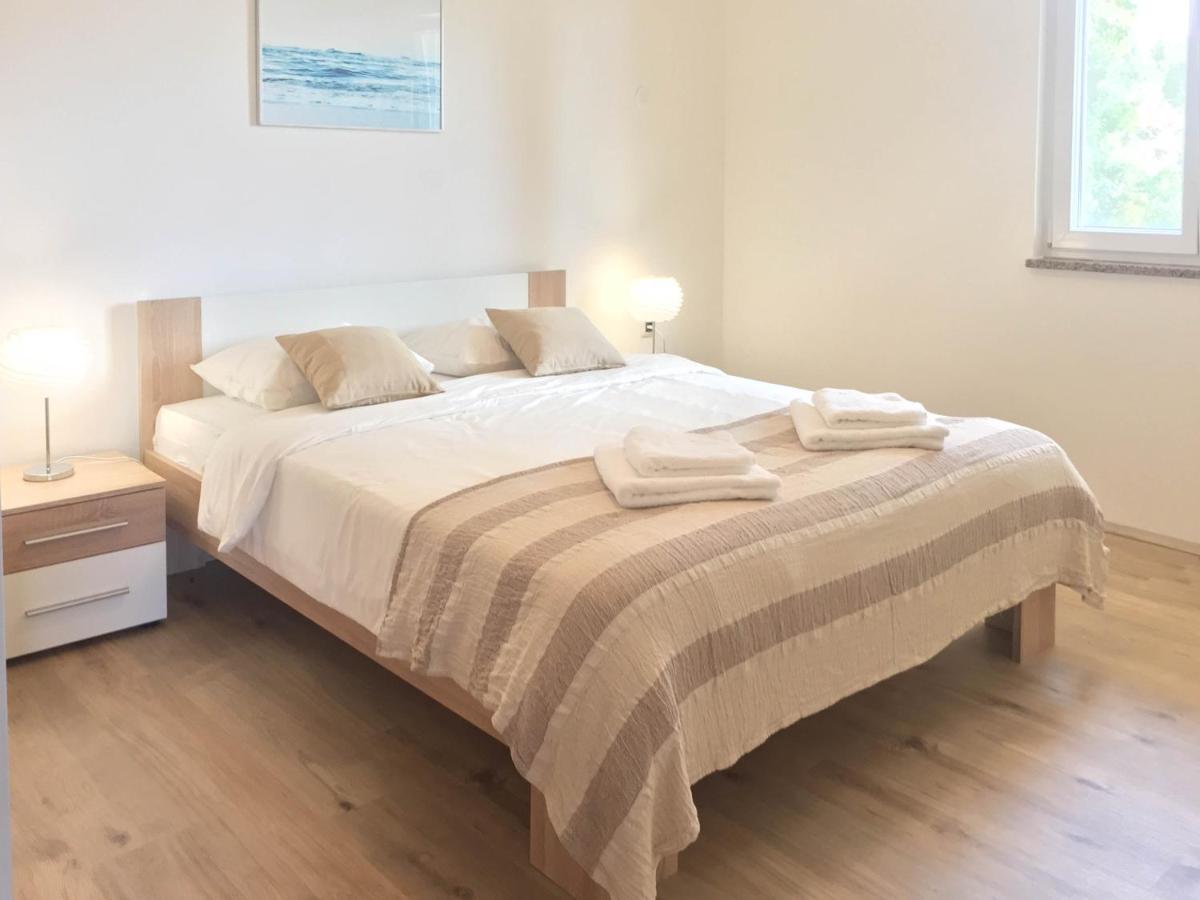 Ferienwohnung Elysium Pula Exterior foto